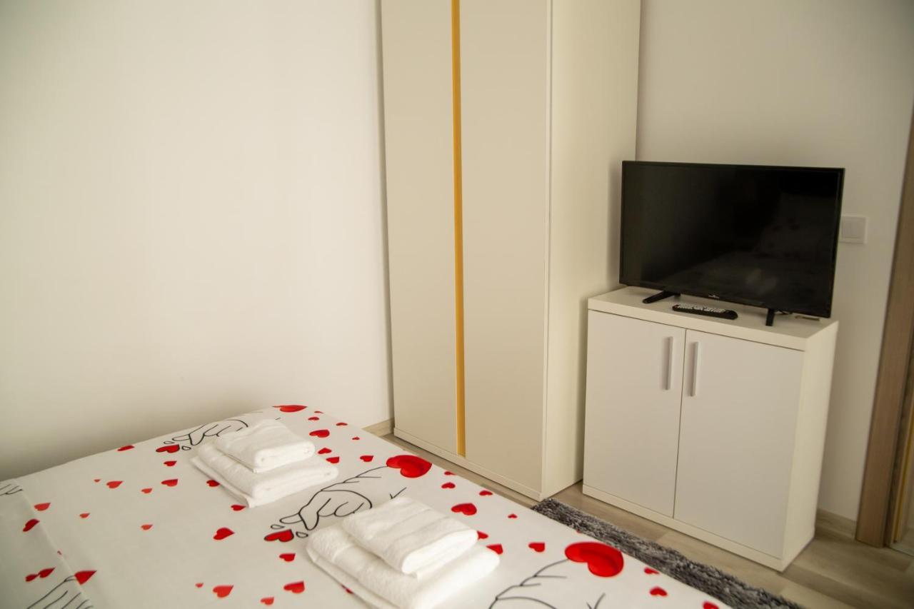 Summerland-mamaia Apartment *